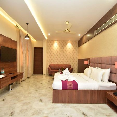 Hotel Shyamleela Khātu Esterno foto