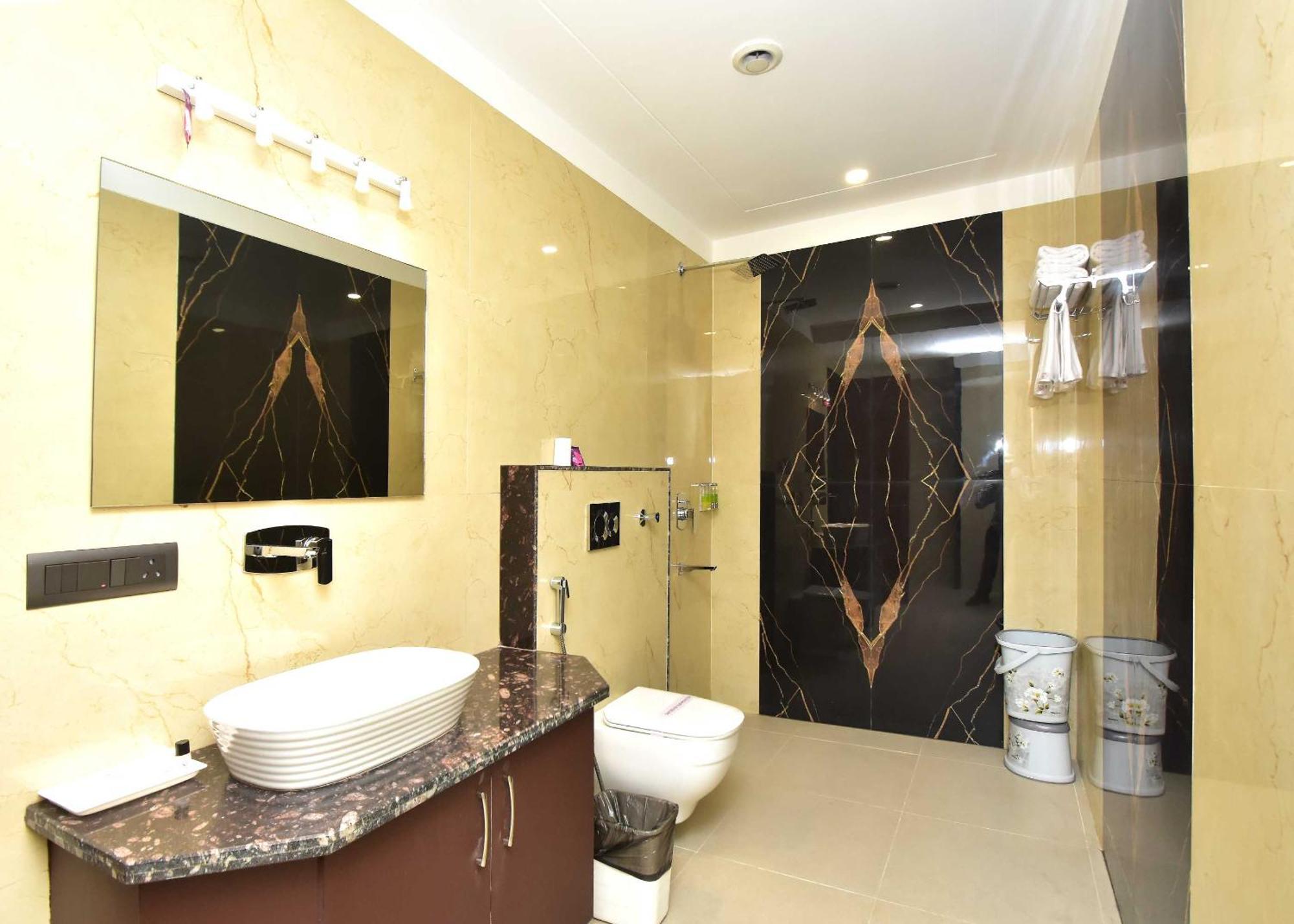 Hotel Shyamleela Khātu Esterno foto