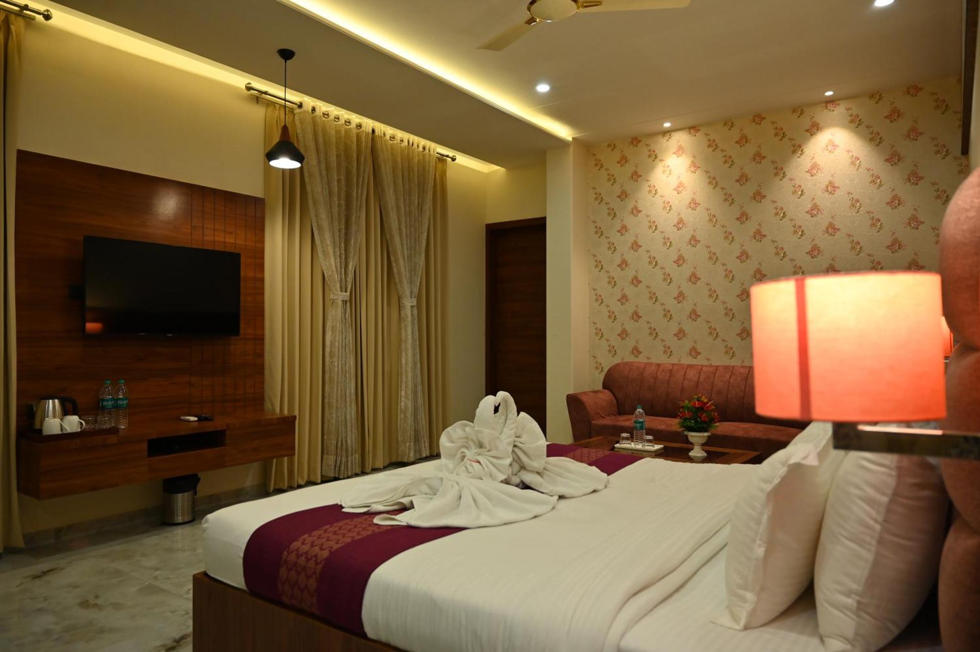 Hotel Shyamleela Khātu Esterno foto