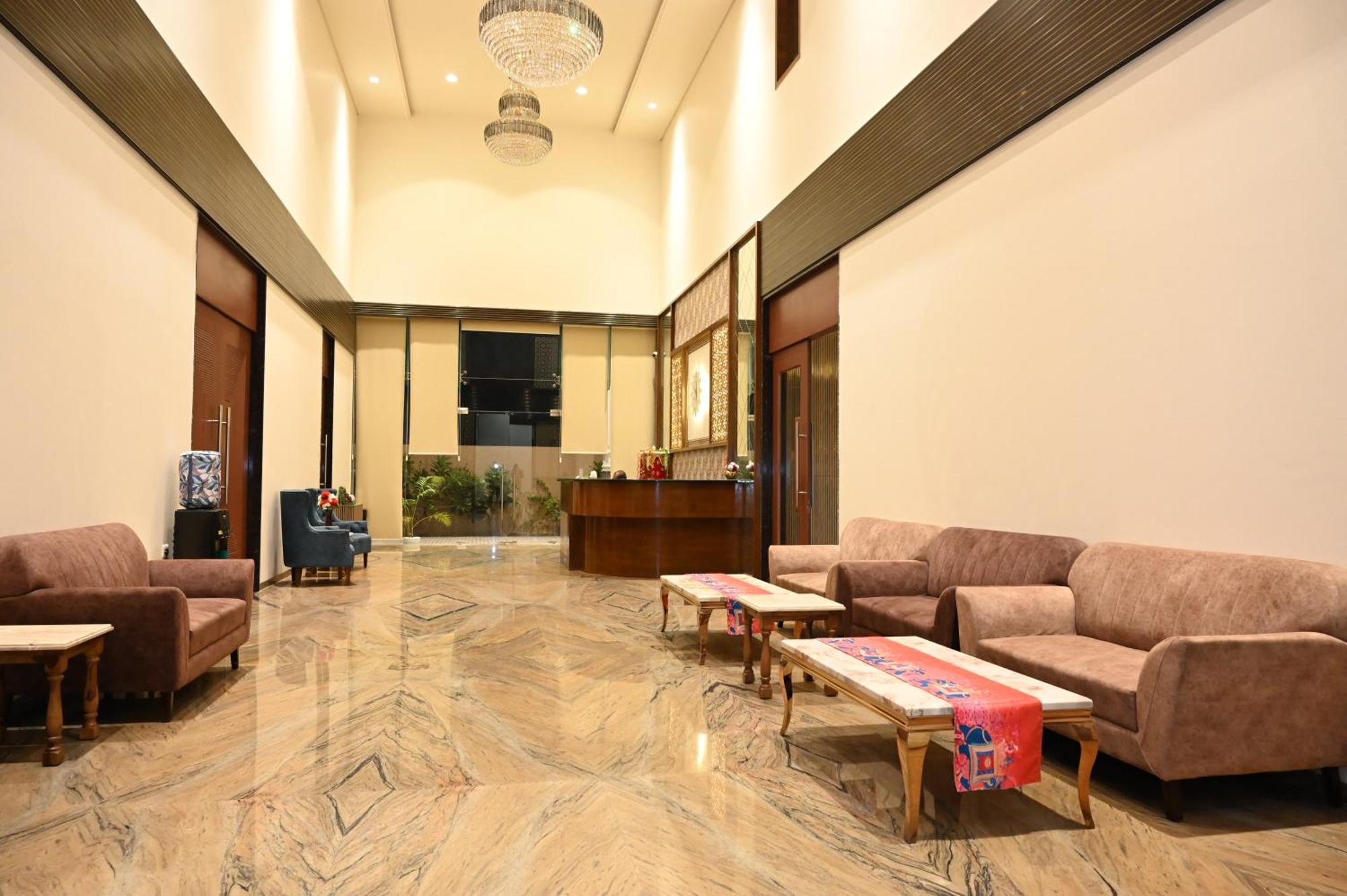 Hotel Shyamleela Khātu Esterno foto