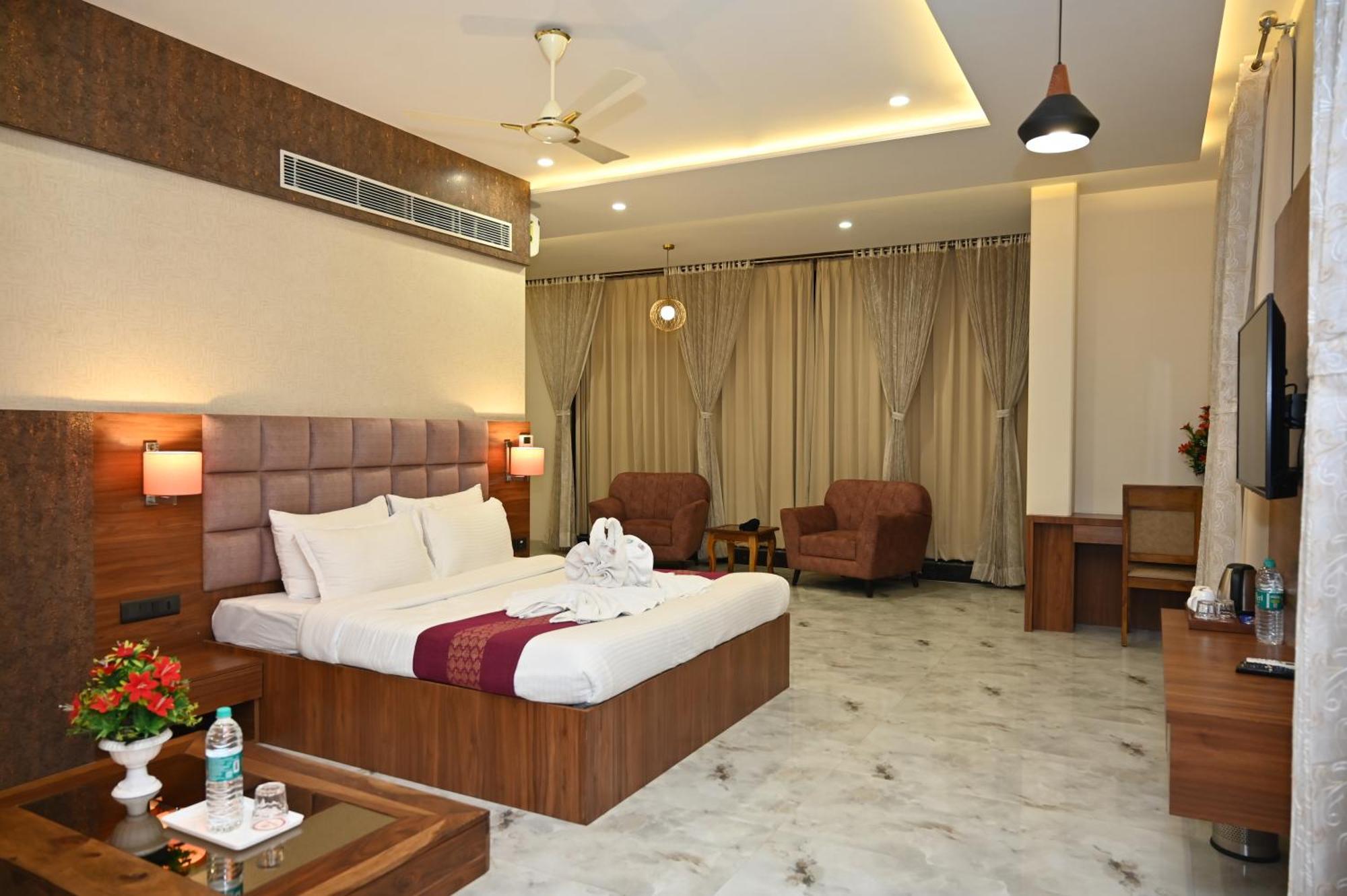Hotel Shyamleela Khātu Esterno foto