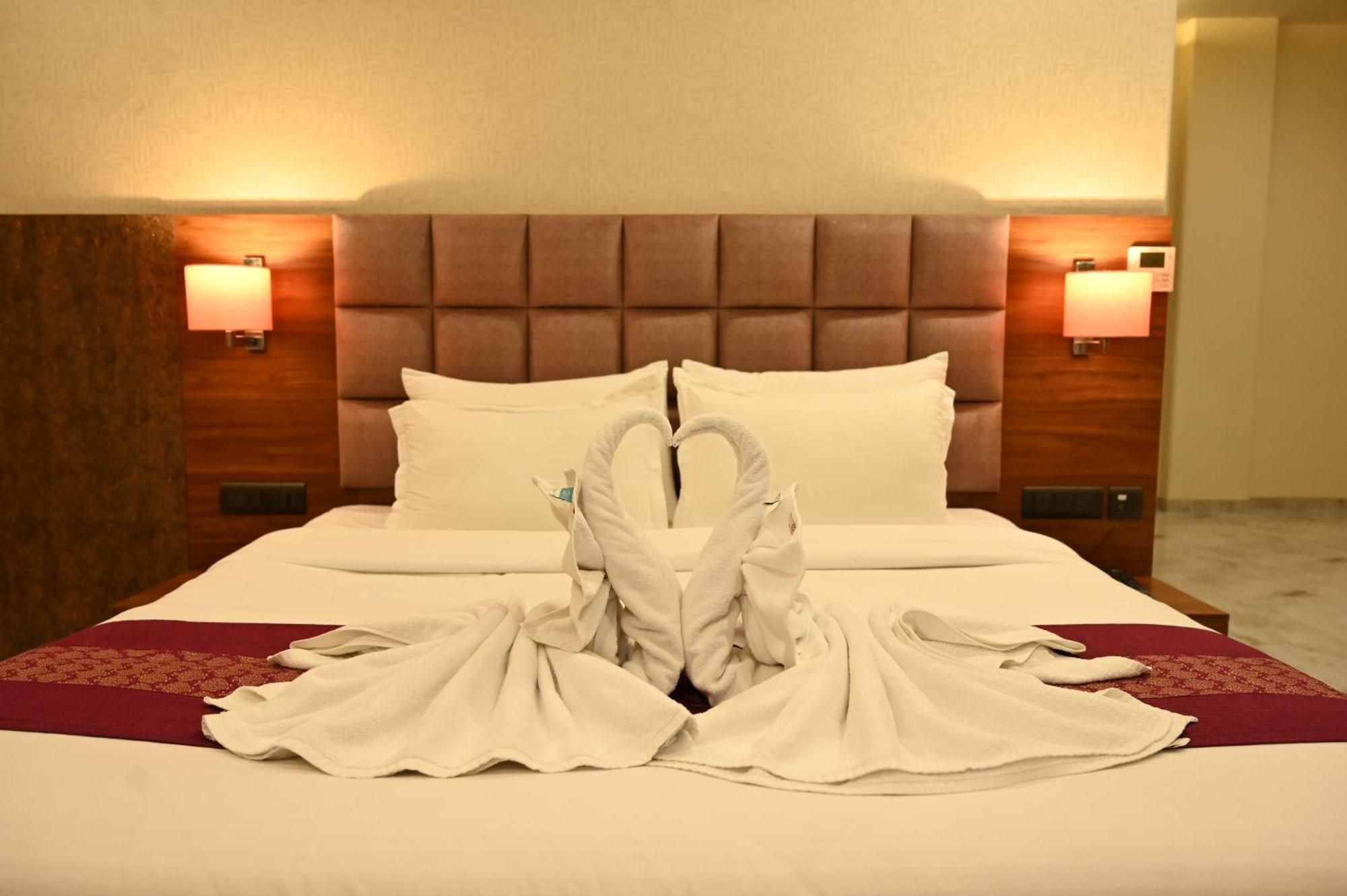 Hotel Shyamleela Khātu Esterno foto