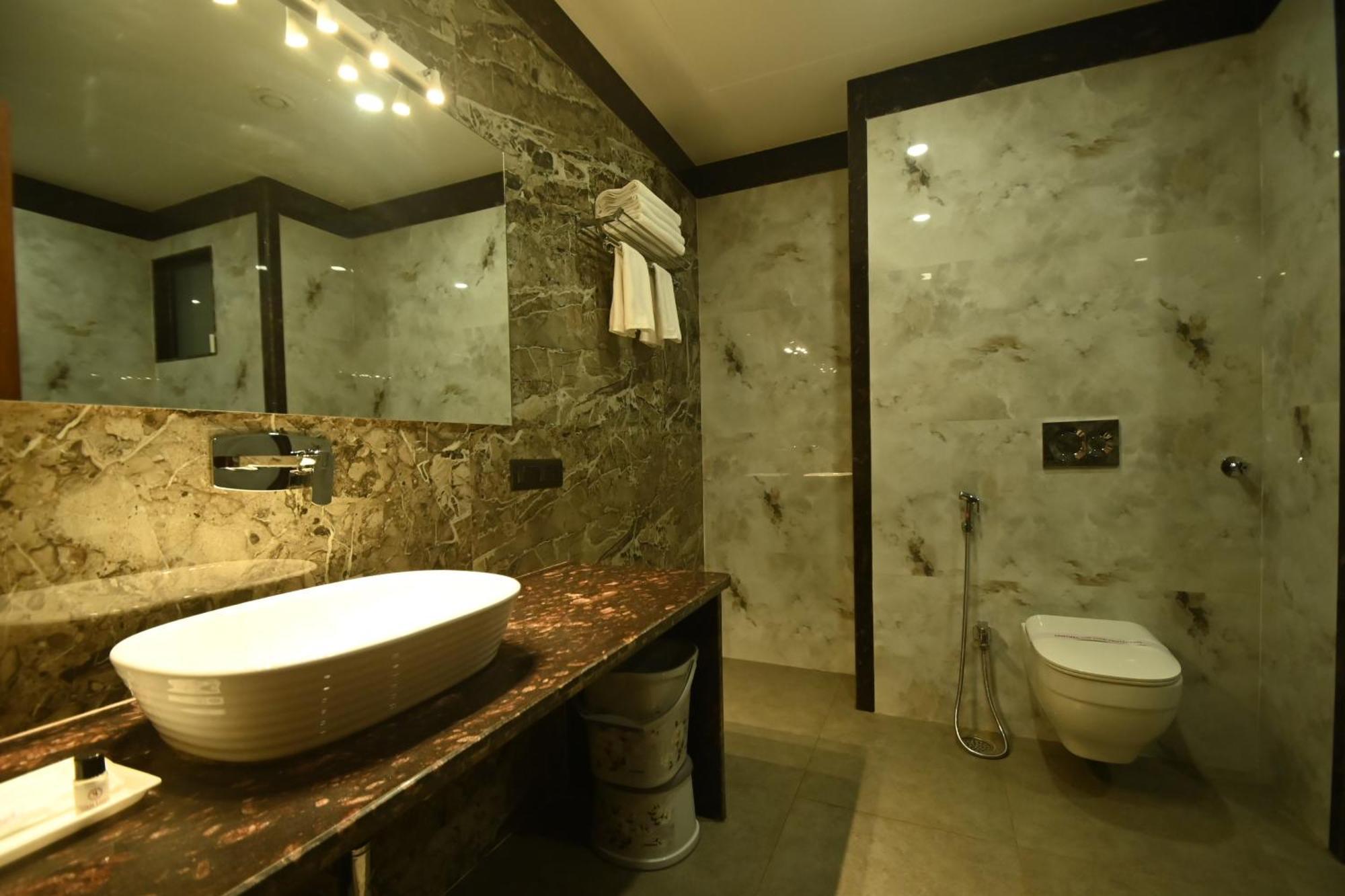 Hotel Shyamleela Khātu Esterno foto